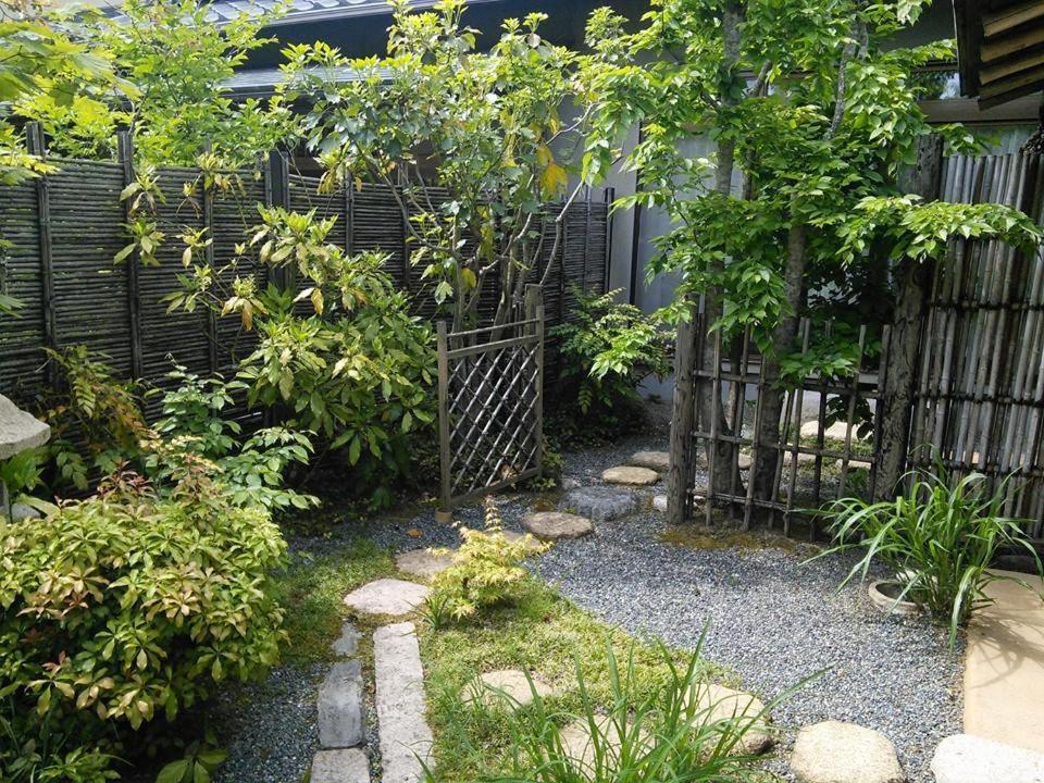 Hostal Tomiya Ryokusuian Sado-Taiken Exterior foto